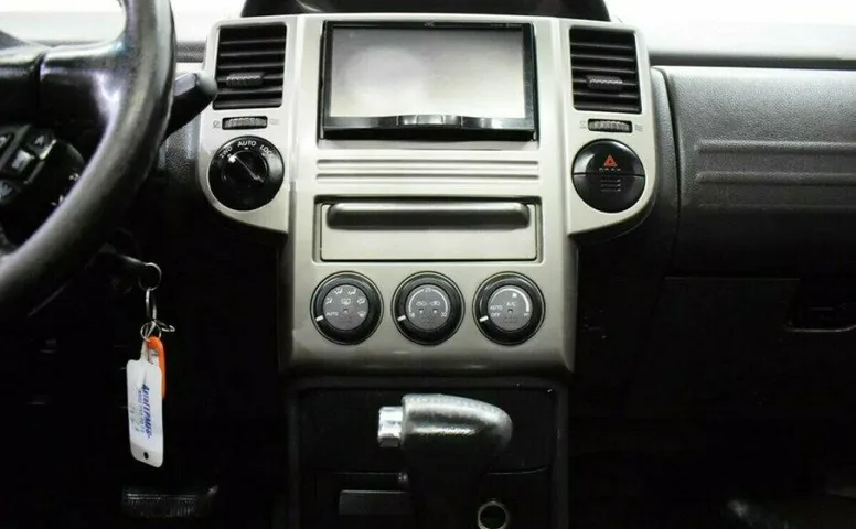 Nissan X-Trail 2.5 Автомат