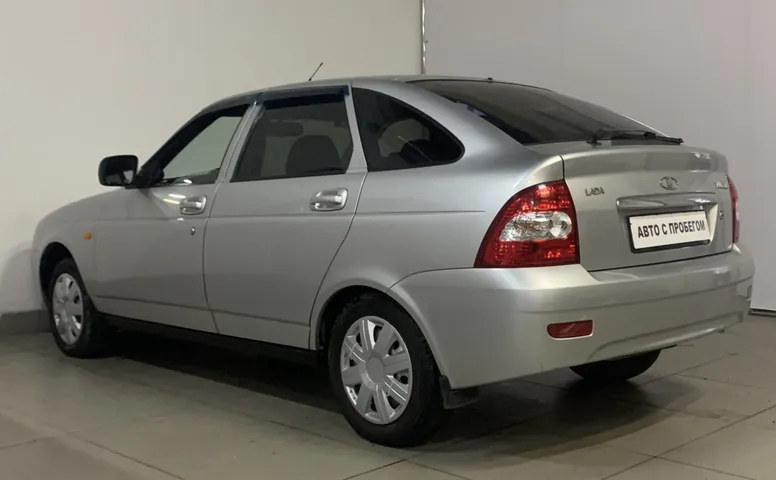 LADA (ВАЗ) 2170 1.6 MT (98 л.с.)