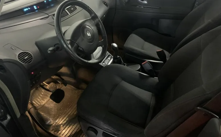 Renault ESPACE 2.0d AT (173 л.с.)