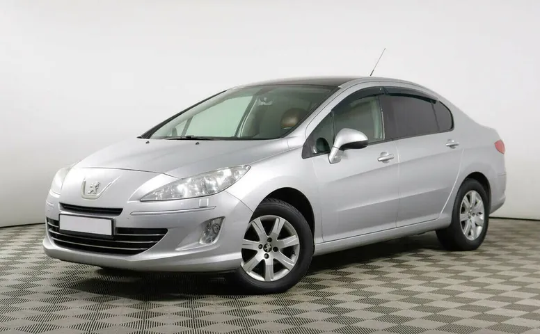 Peugeot 408 I