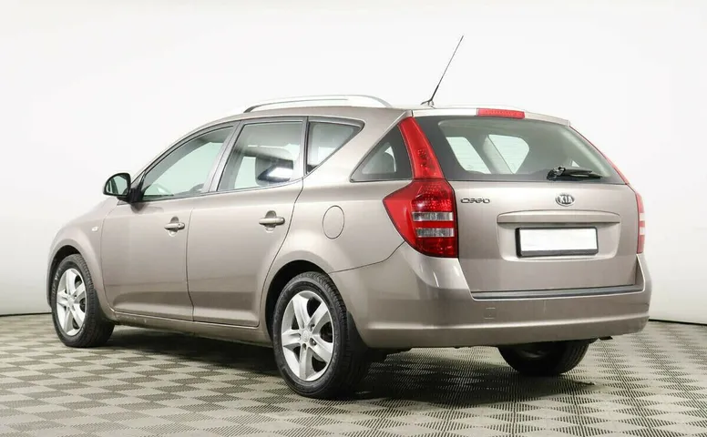 Kia Ceed I