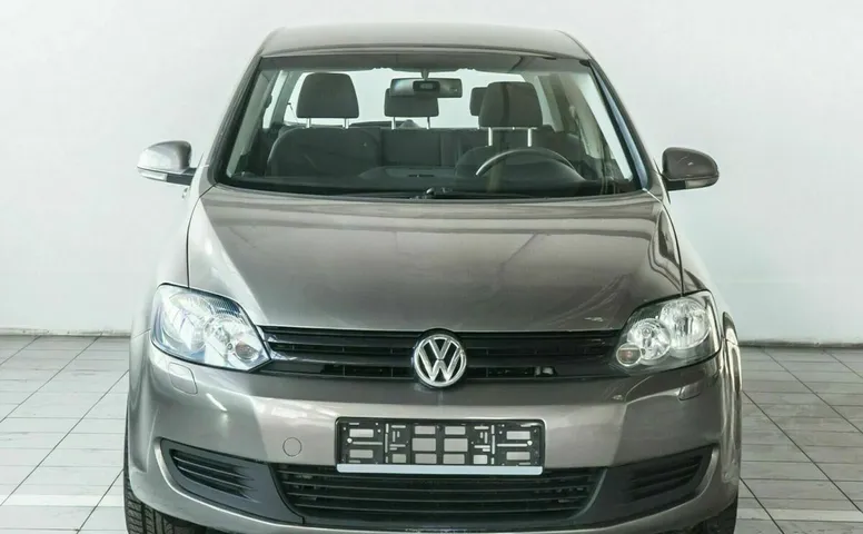 Volkswagen golf plus