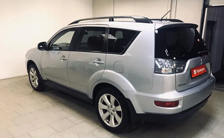 Mitsubishi Outlander II Рестайлинг
