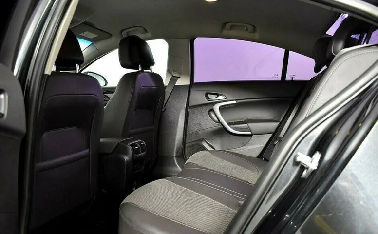 Opel Insignia 2.0 Автомат
