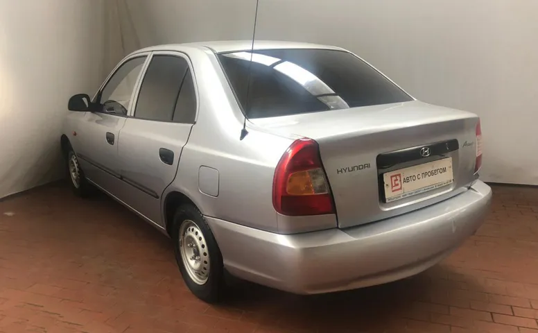 Hyundai ACCENT 1.5 MT (102 л.с.)