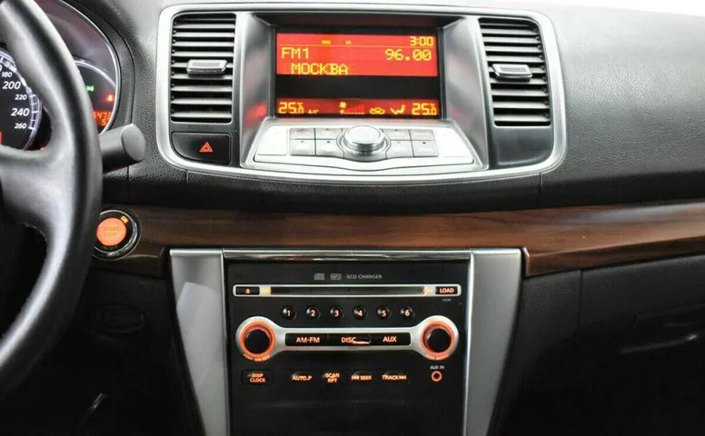 Nissan teana