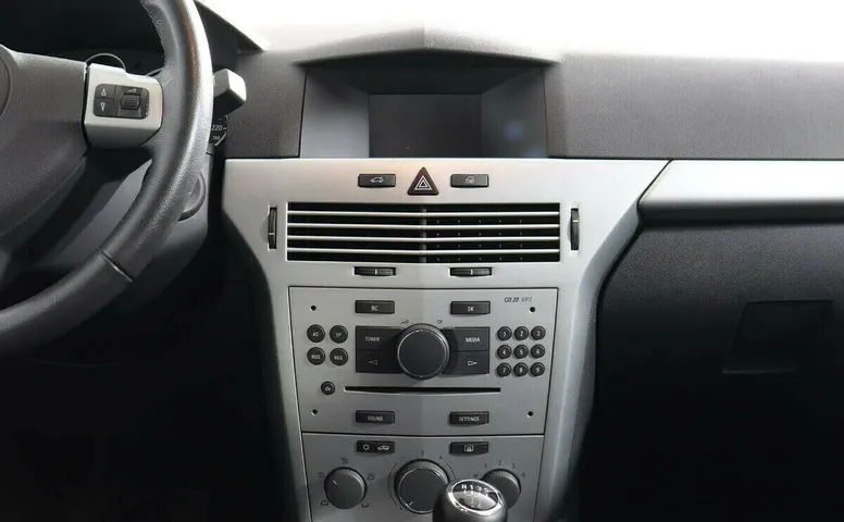 Opel Astra H Рестайлинг