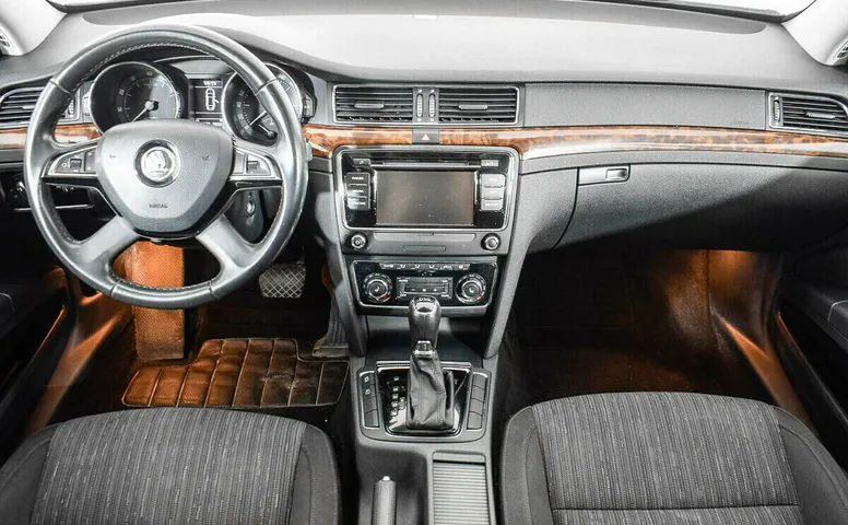 Skoda superb