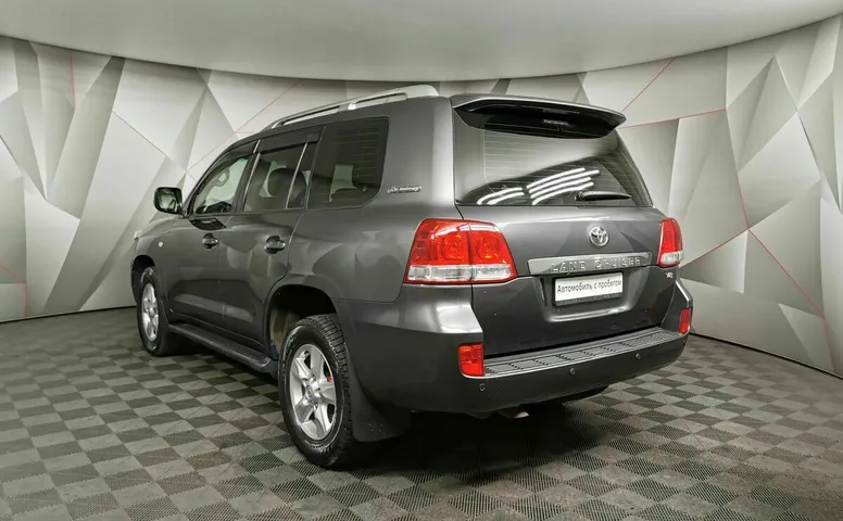 Toyota Land Cruiser 4.7 4WD AT (288 л.с.) Люкс Серый