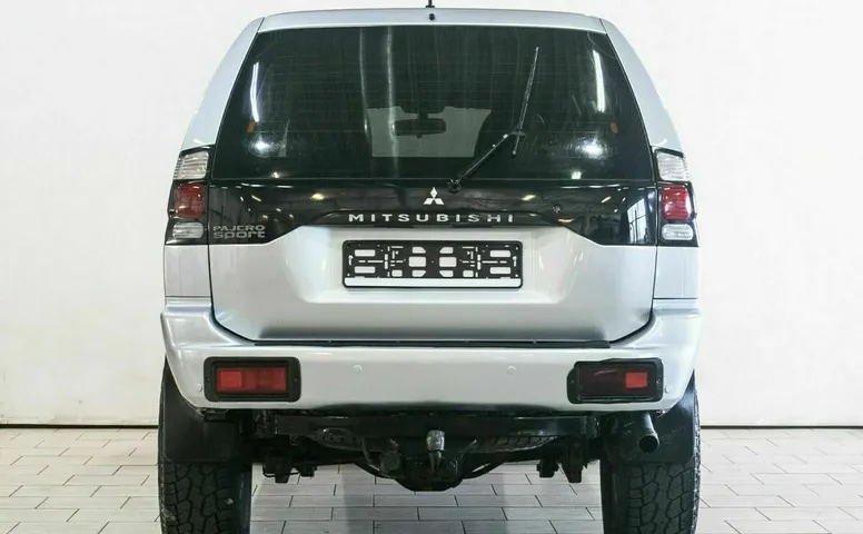 Mitsubishi pajero sport