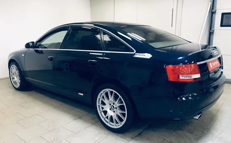 Audi A6 III (C6)