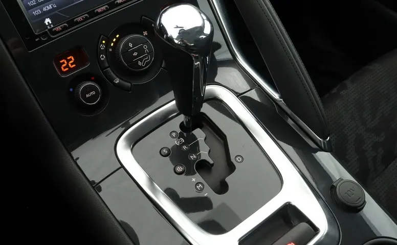 Peugeot 3008 I