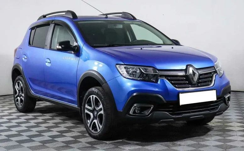 Renault sandero stepway cvt 2021 с пробегом 10 000 км