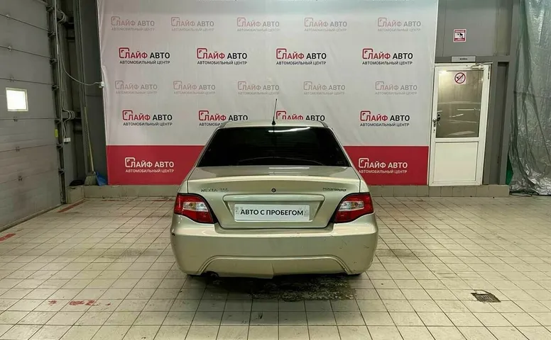 Daewoo NEXIA 1.6 MT (109 л.с.)