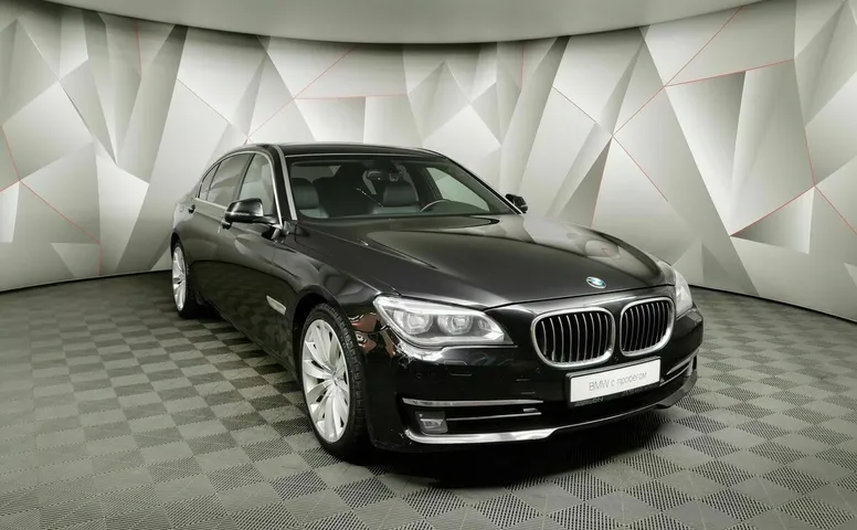 BMW 7 серия 750Li xDrive AT (450 л.с.) Черный
