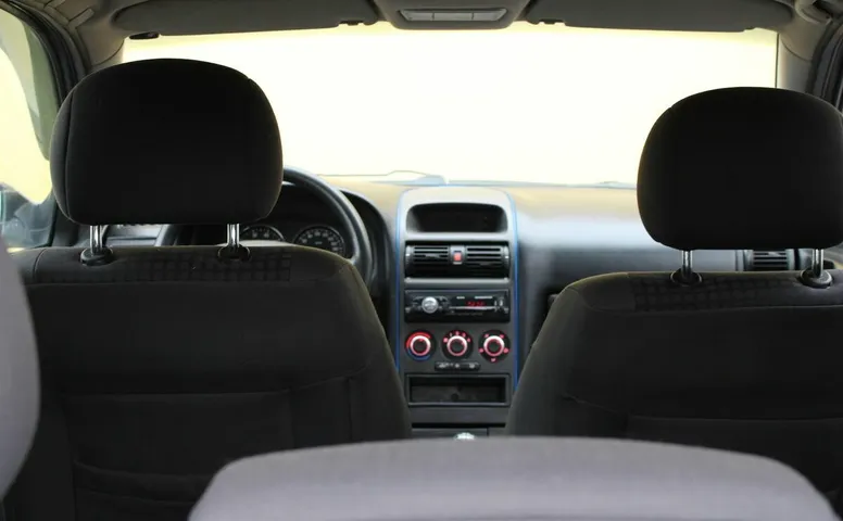 Opel ASTRA 1.6 MT (100 л.с.)