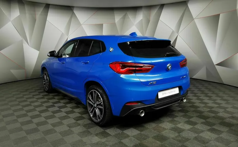 BMW X2 20i xDrive AT (192 л.с.) M Sport Синий