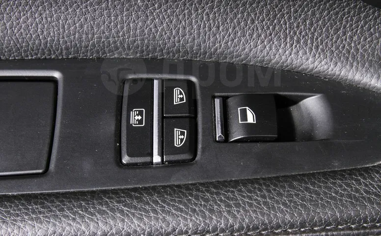 BMW 7-Series, 5 поколение