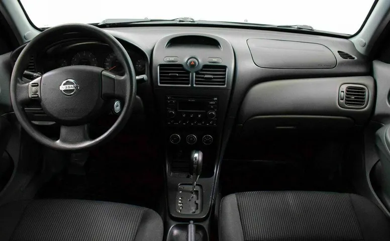Nissan almera classic i