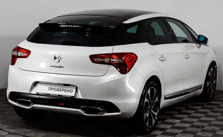 Citroen DS5