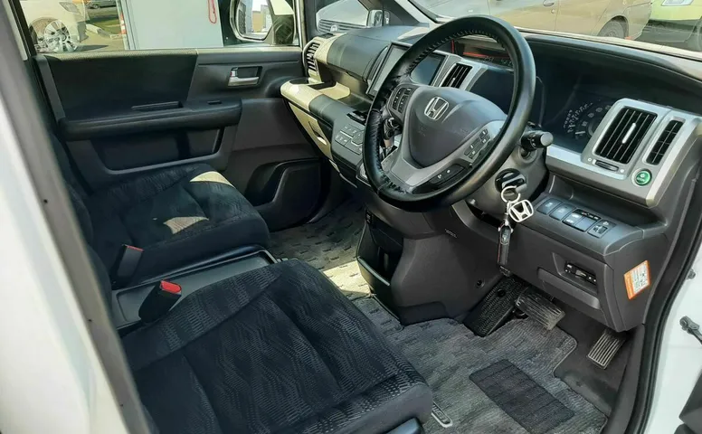 Honda stepw gn