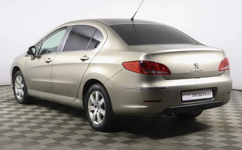 Peugeot 408