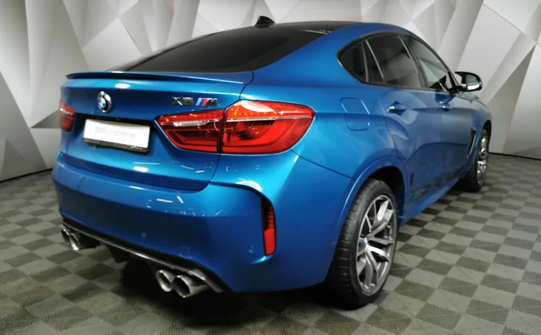 BMW X6 M 4.4 xDrive Steptronic (575 л.с.) Синий
