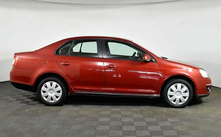 Volkswagen Jetta V