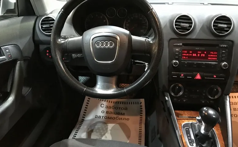 Audi A3 II (8P) Рестайлинг 1