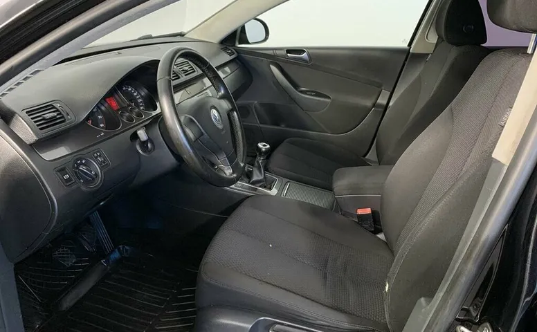 Volkswagen Passat B6