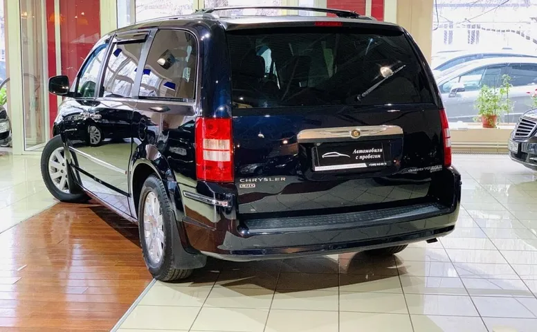 Chrysler Voyager V Grand