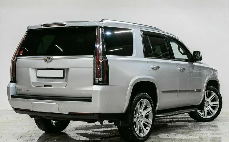 Cadillac escalade