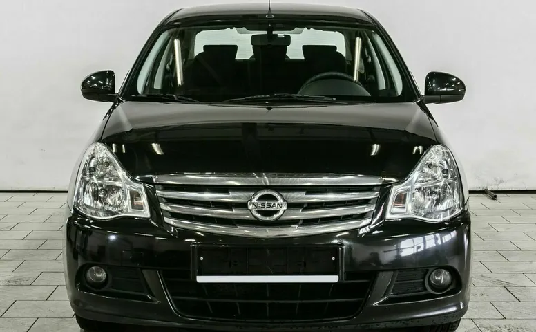 Nissan almera