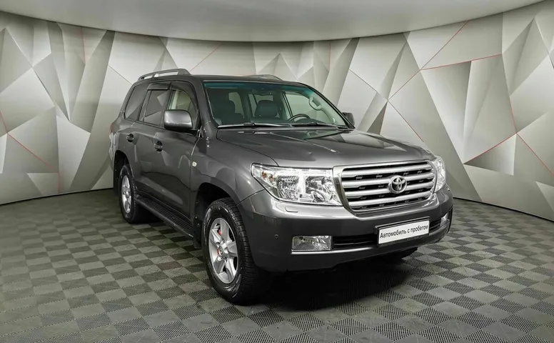 Toyota Land Cruiser 4.7 4WD AT (288 л.с.) Люкс Серый