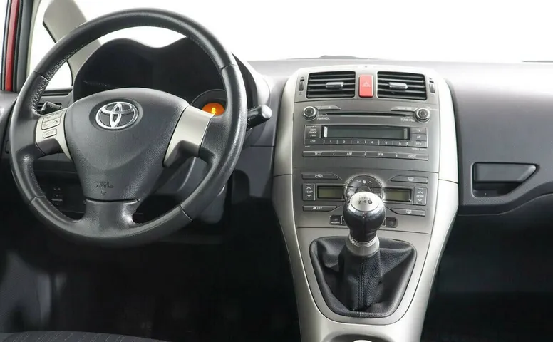 Toyota Auris I