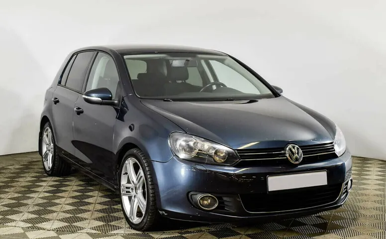 Volkswagen Golf VI