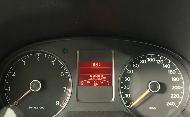 Volkswagen polo v