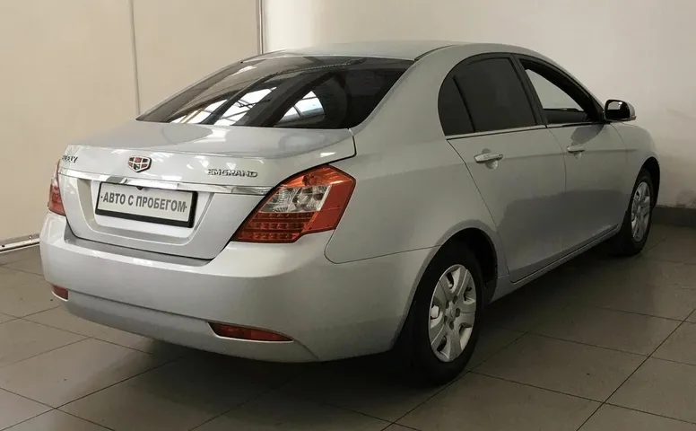 Geely EMGRAND 1.5 MT (98 л.с.)