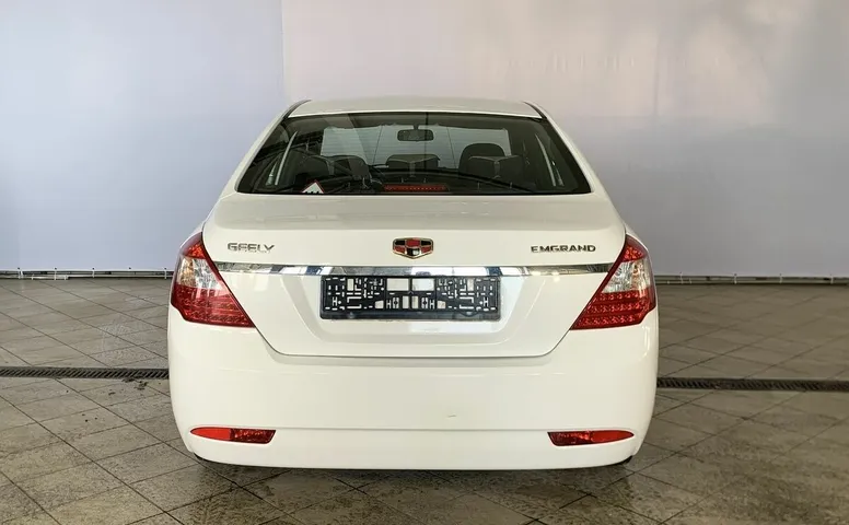 Geely EMGRAND 1.5 MT (98 л.с.)