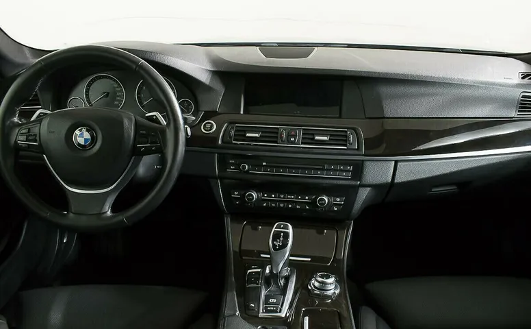 BMW 5 серии VI (F10/F11/F07)