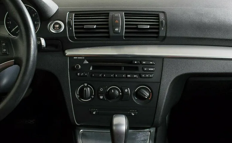 BMW 1 серия 2.0 Автомат