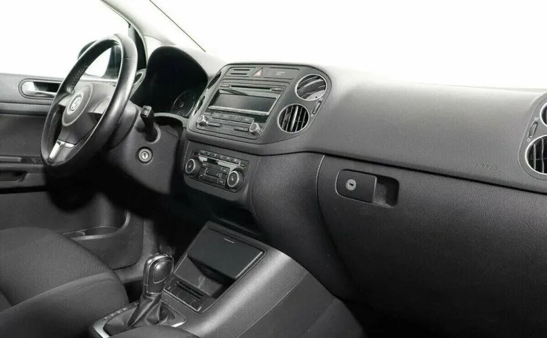 Volkswagen Golf Plus 1.6 Робот