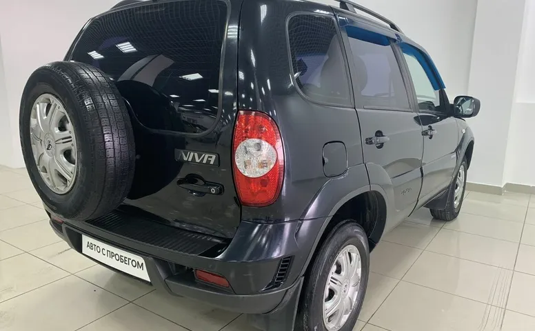 Chevrolet NIVA 1.7 MT (80 л.с.) 4WD