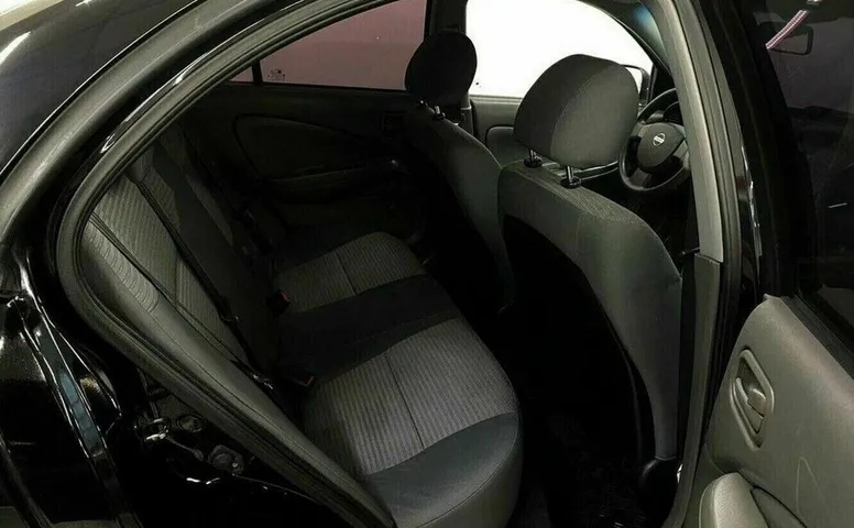 Nissan almera classic
