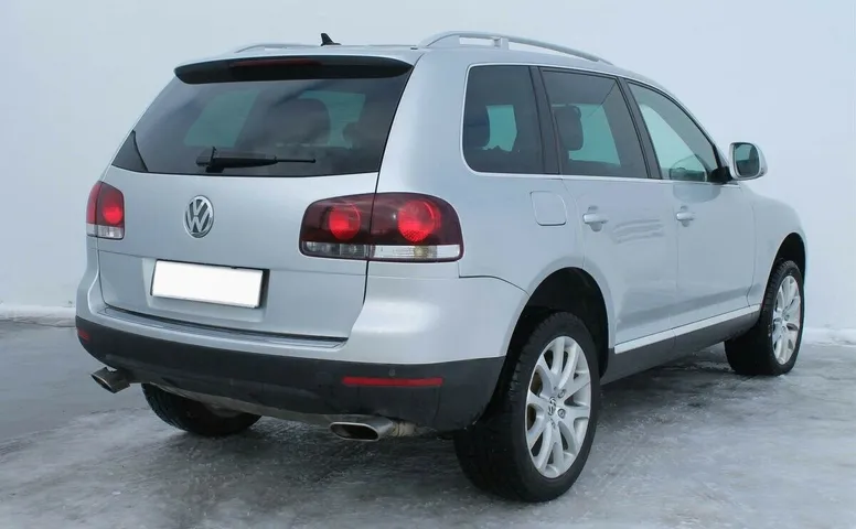 Volkswagen Touareg I Рестайлинг