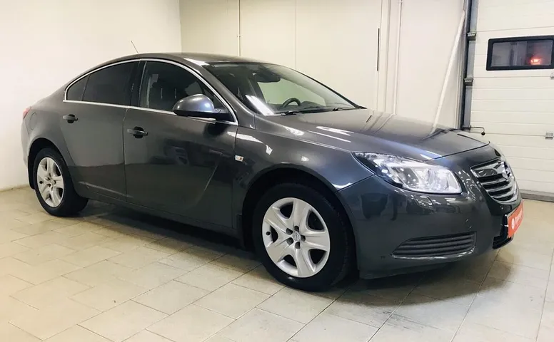 Opel Insignia I