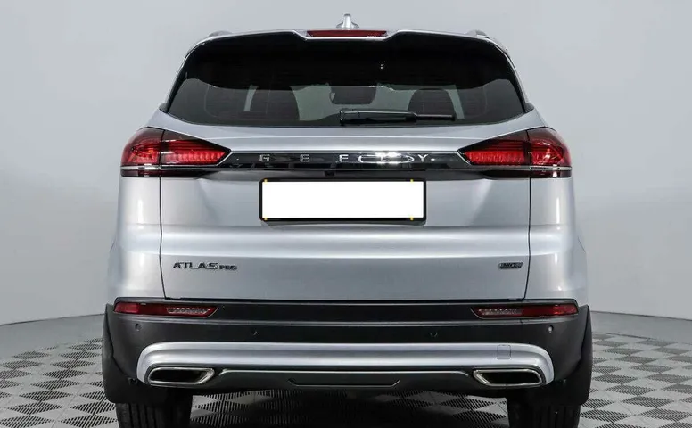 Geely atlas pro робот 2021 с пробегом 9 000 км