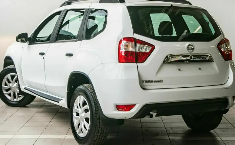 Nissan terrano