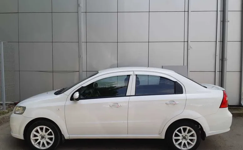 Chevrolet AVEO 1.4 MT (101 л.с.)