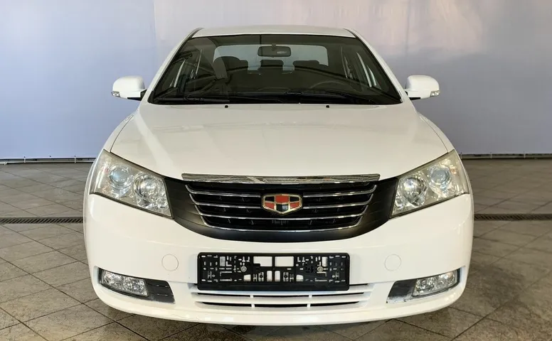 Geely EMGRAND 1.5 MT (98 л.с.)